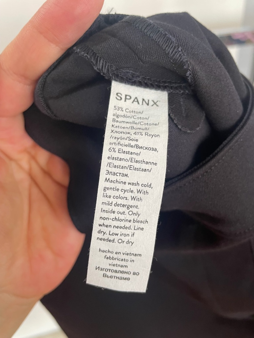 Spanx Polished 6” Classic Black Shorts Size M New Summer Everyday Wear - Picture 8 of 8